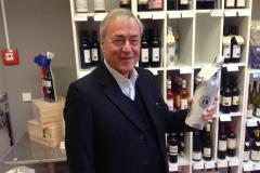 Geniessen-Sie-fuer-einen-guten-Zweck-Dr.-Rolf-Freund